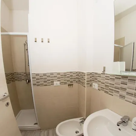 Into Palermo Rooms 3*