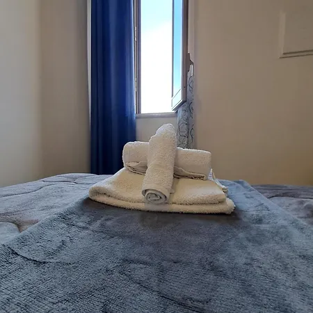 Bed & Breakfast Bedroom La Stazione *
