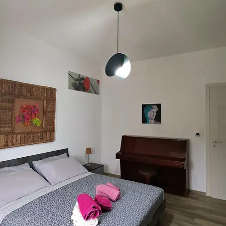 Apartment Rosdani