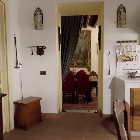 Principe Di Castelnuovo Historical לינה וארוחת בוקר *
