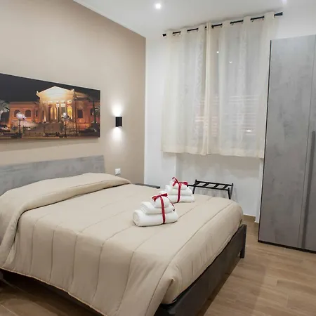Apartment Yris House Palermo