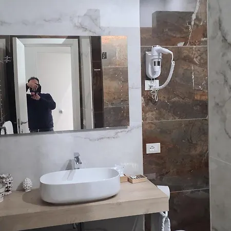 Affittacamere Ruggero Settimo Prestige *
