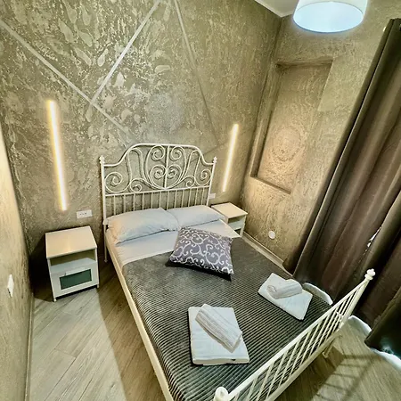 Le Terrazze Di Giulia Apartment *