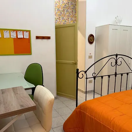 Orange Lemon Business Apartment *
