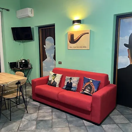 Holiday home Le Stanze Di Magritte