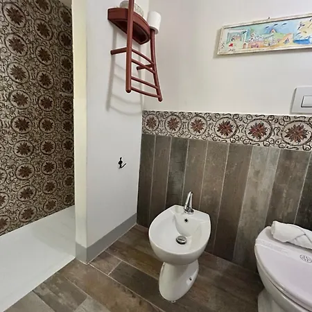 Sette Fate E Solarium Guest house 2*