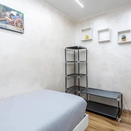 Apartment Oreto Station