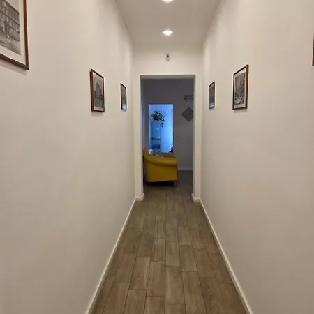 Dietro Il Massimo Guest house