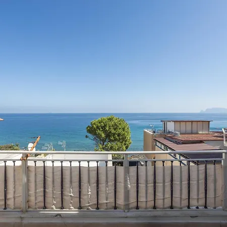 La Loggia Sul Mare Ferienhaus *