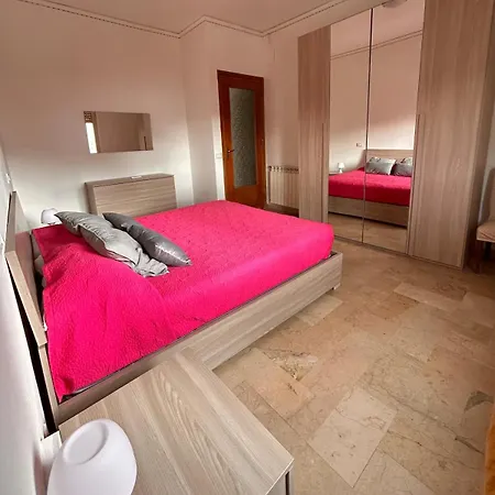 Villa Mia Mondello, 200m To Beach, Private Parking Palermo