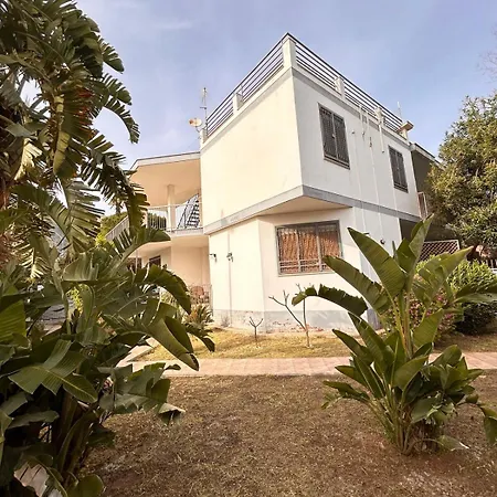 Villa Mia Mondello, 200m To Beach, Private Parking