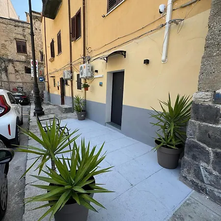 Casa Miba Holiday home Palermo