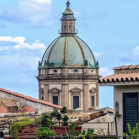 Apartment Ballaro's View