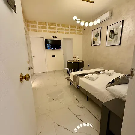 Ballaro's View Apartment