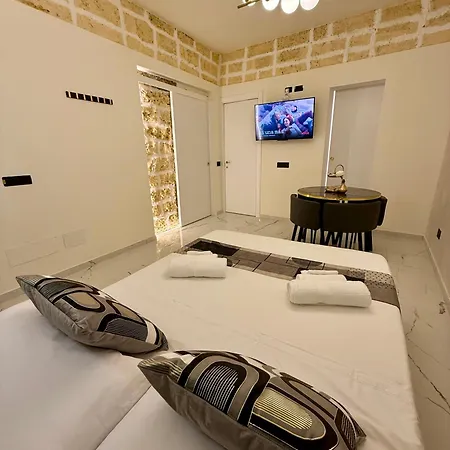 Apartment Ballaro's View *
