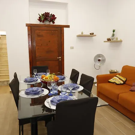 Amy House Apartment *