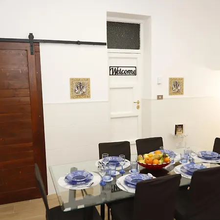 Apartment Amy House Palermo