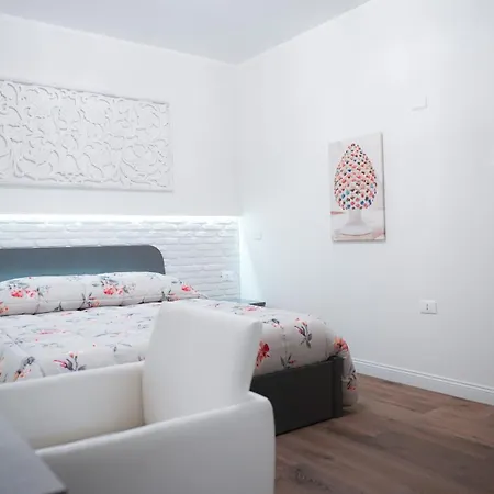 Casa vacanze Gira E Firria *