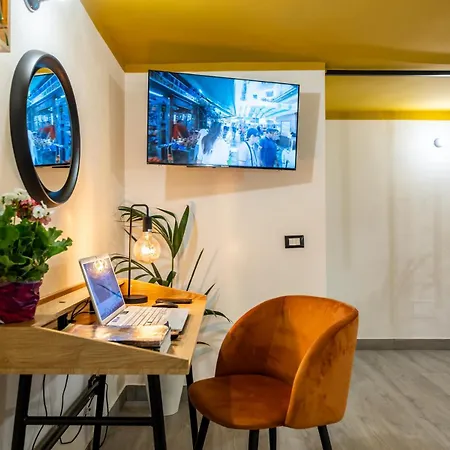 Apartment In The Center, Politeama District ! Palermo