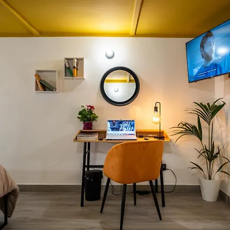 In The Center, Politeama District ! Apartment