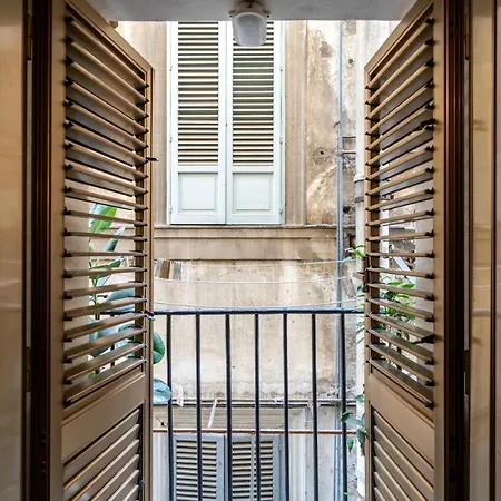 In The Center, Politeama District ! Apartment Palermo