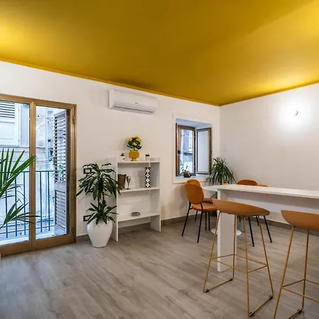 In The Center, Politeama District ! Apartment
