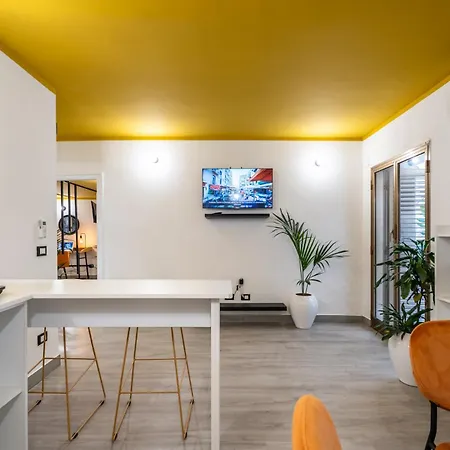 Apartment In The Center, Politeama District ! *