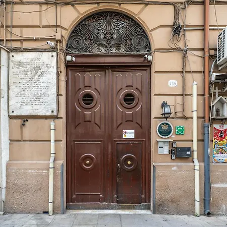 In The Center, Politeama District ! * Palermo