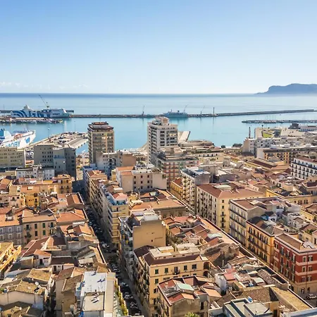 In The Center, Politeama District ! * Palermo