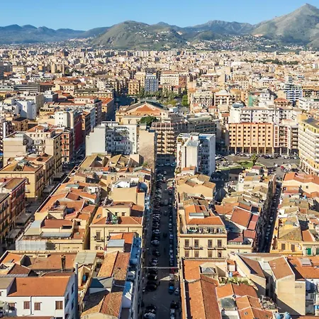 In The Center, Politeama District ! * Palermo