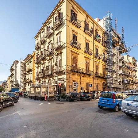 Apartment In The Center, Politeama District ! Palermo