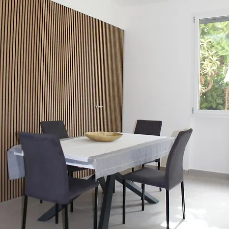 Mercurio Apartment *