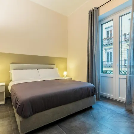 Palazzo Falcone Apartment
