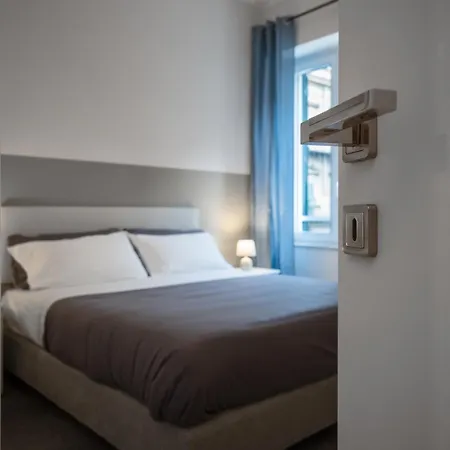 Palazzo Falcone Apartment *