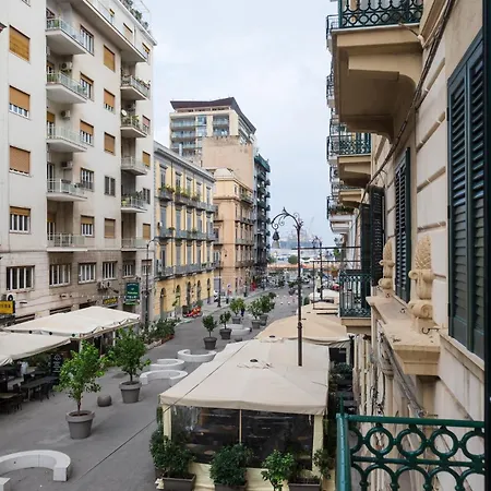 Palazzo Falcone Apartment *