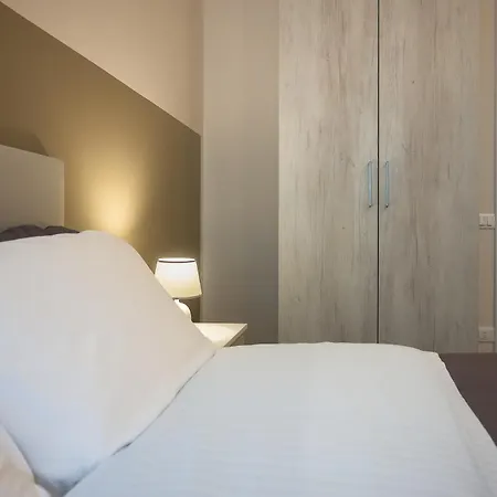 Palazzo Falcone Apartment *
