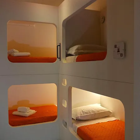 Vucciria Hostel
