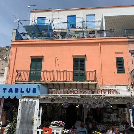 Holidays Mondello