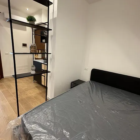 Lambert's House Apartment *