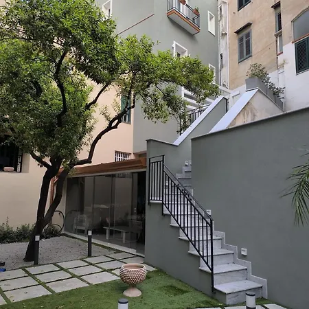 Hrd Luxury Guest house