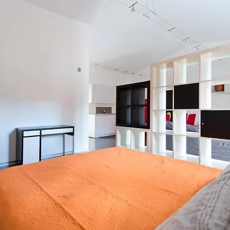 Cattedrale Center Loft Apartment *