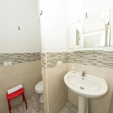 Into Palermo Rooms 3*