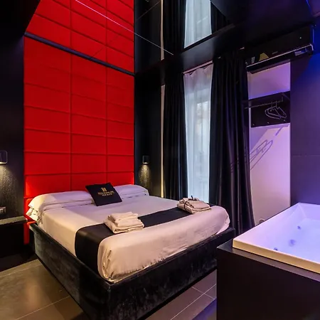 Alojamento de Acomodação e Pequeno-almoço Maximum Hub Suite&spa