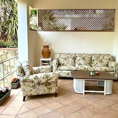 A Due Passi Dal Mare Mondello Addaura Con Terrazzo Holiday home