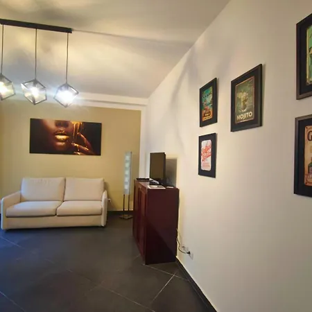 La Residenza Dell' Alloro Apartment *