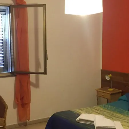 Seven فندق مبيت وإفطار 2*