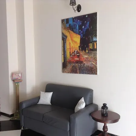 Columbia Hotel 2*