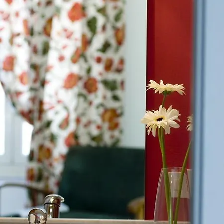Rent Florio Bed & Breakfast 3*