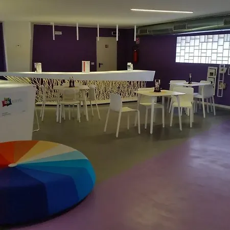 Ibis Styles President 4*
