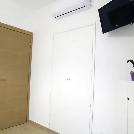 Apartment Domus Sicily - Casa Conti All'orologio *